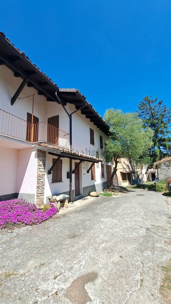 casa indipendente in vendita a Terzo