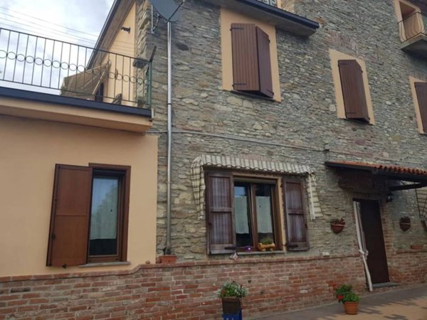 casa indipendente in vendita a Terzo