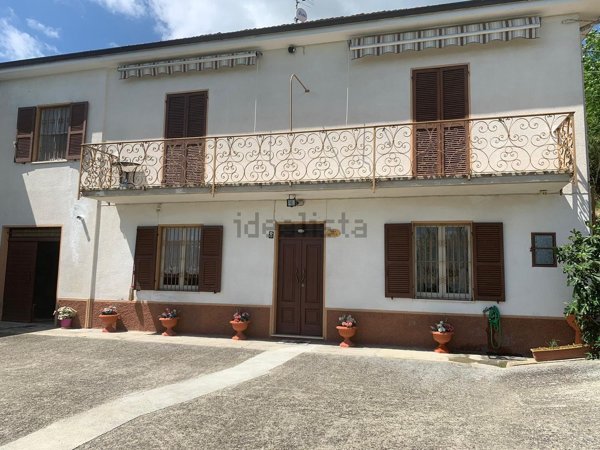 casa indipendente in vendita a Terzo