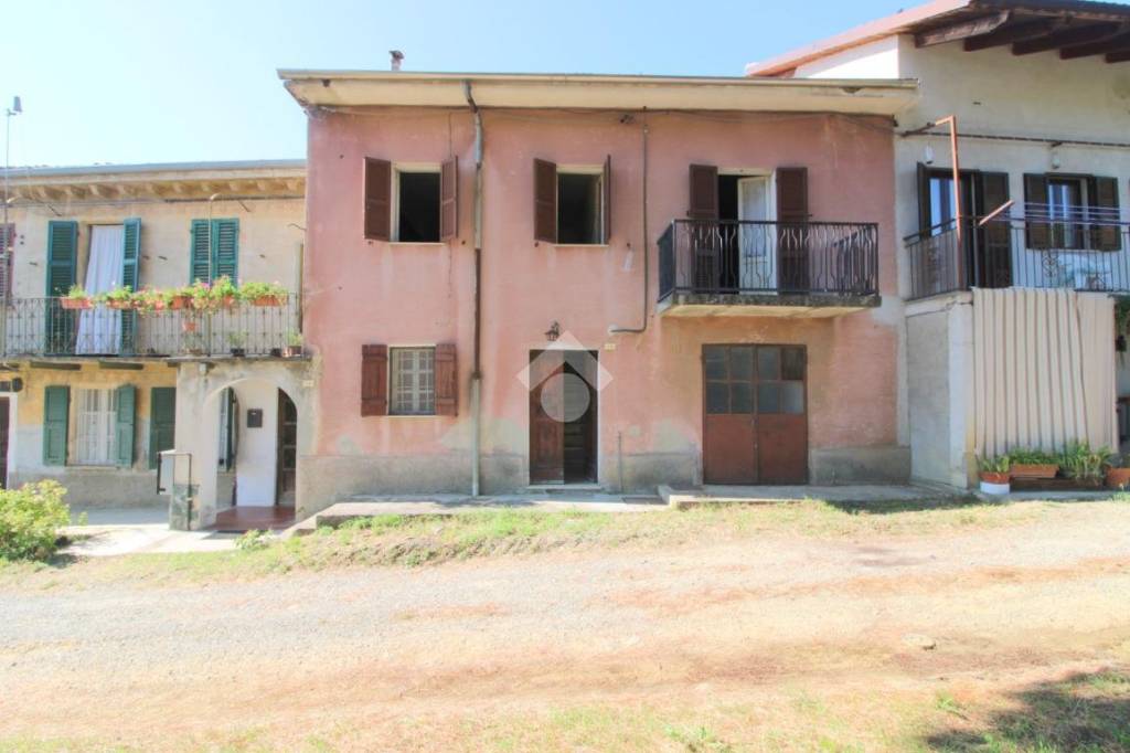 casa indipendente in vendita a Terzo