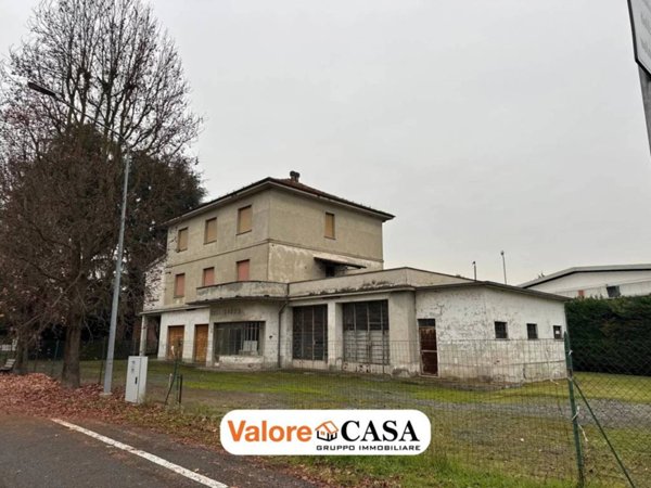 casa indipendente in vendita a Terzo