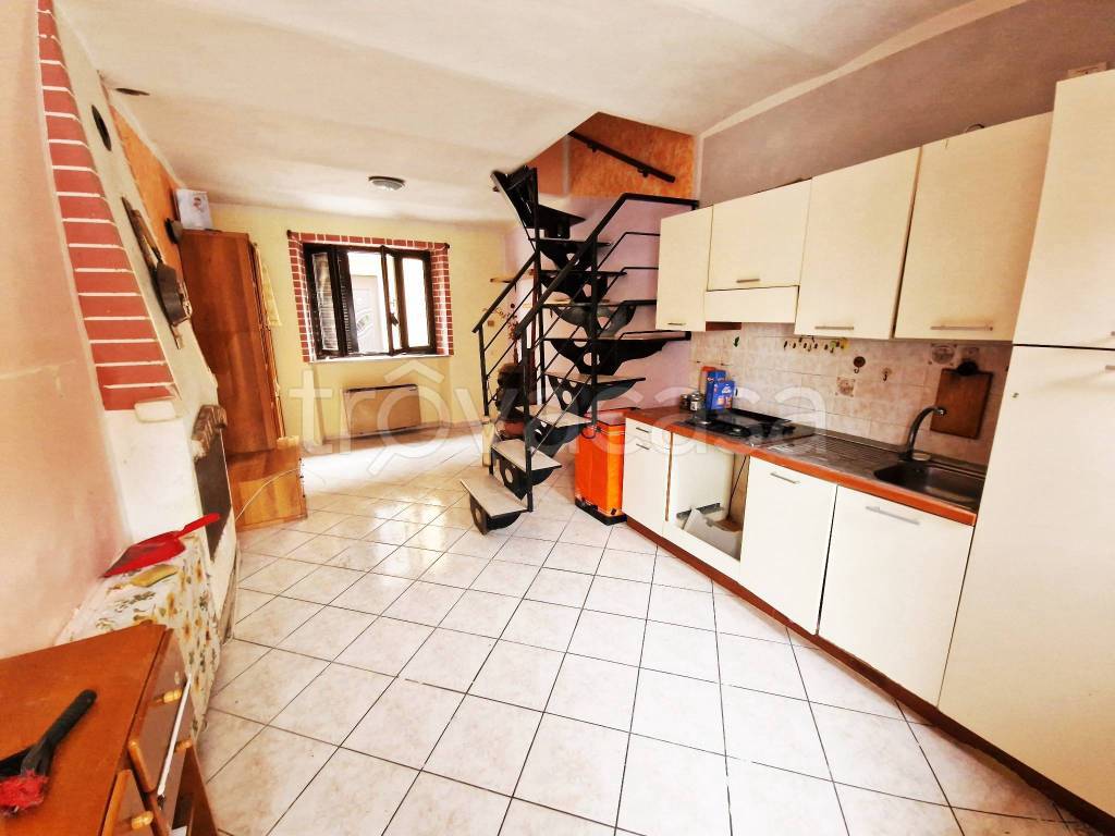 casa indipendente in vendita a Ticineto