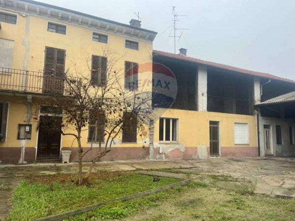 casa indipendente in vendita a Ticineto
