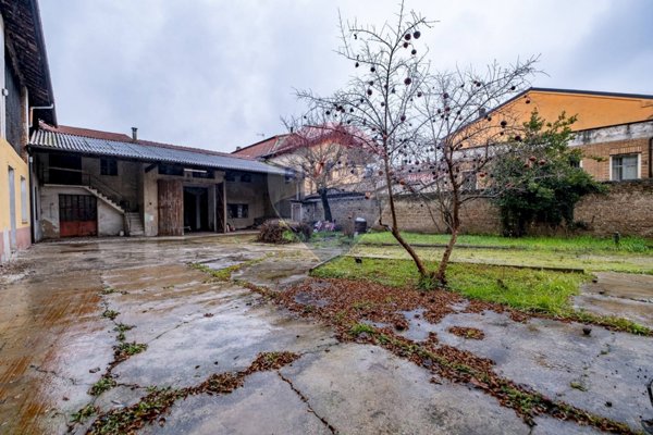 casa indipendente in vendita a Ticineto