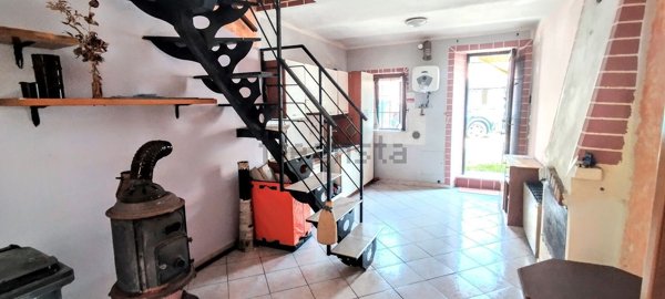 casa indipendente in vendita a Ticineto