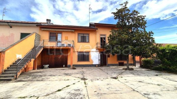 casa indipendente in vendita a Ticineto