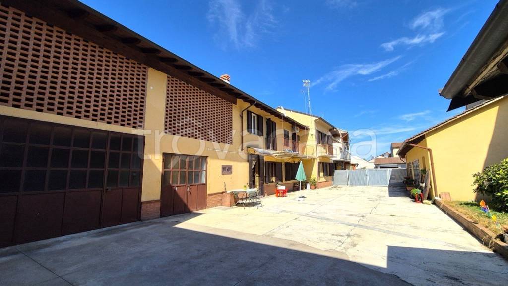 casa indipendente in vendita a Ticineto