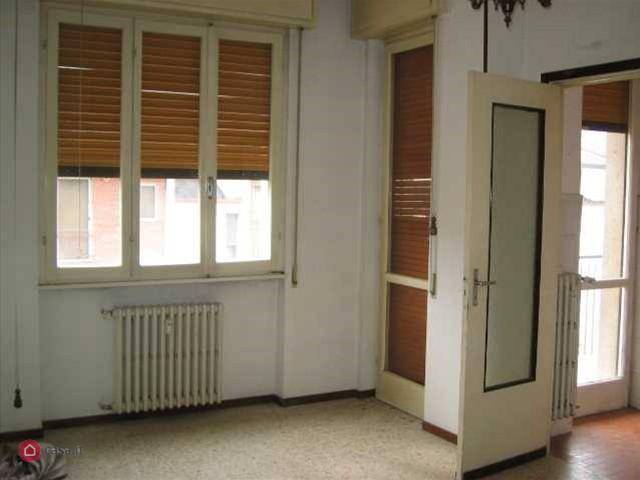 appartamento in vendita a Tortona in zona Centro Storico