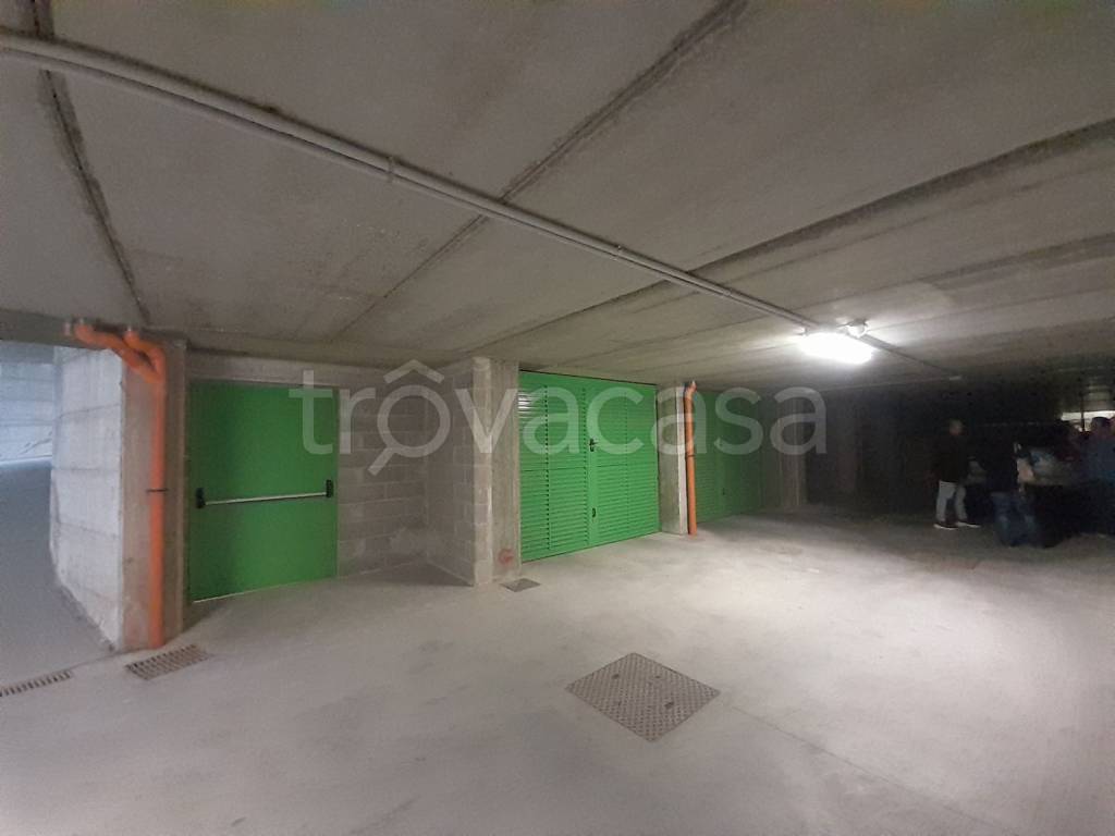 appartamento in vendita a Tortona in zona Oasi