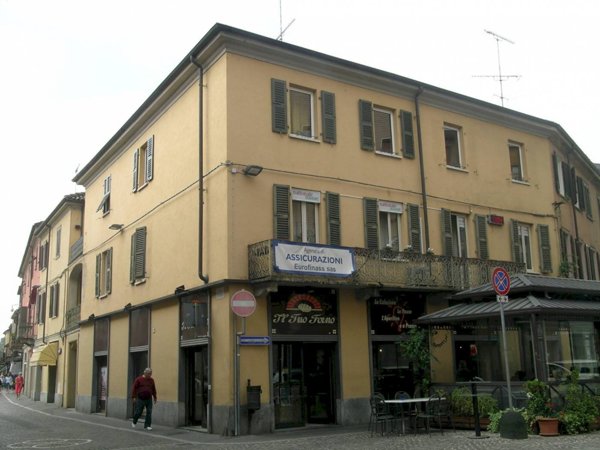 appartamento in vendita a Tortona in zona Centro Storico