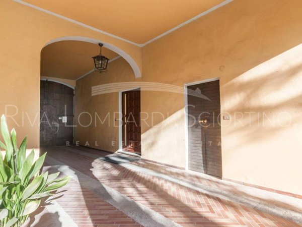 appartamento in vendita a Tortona in zona Castello