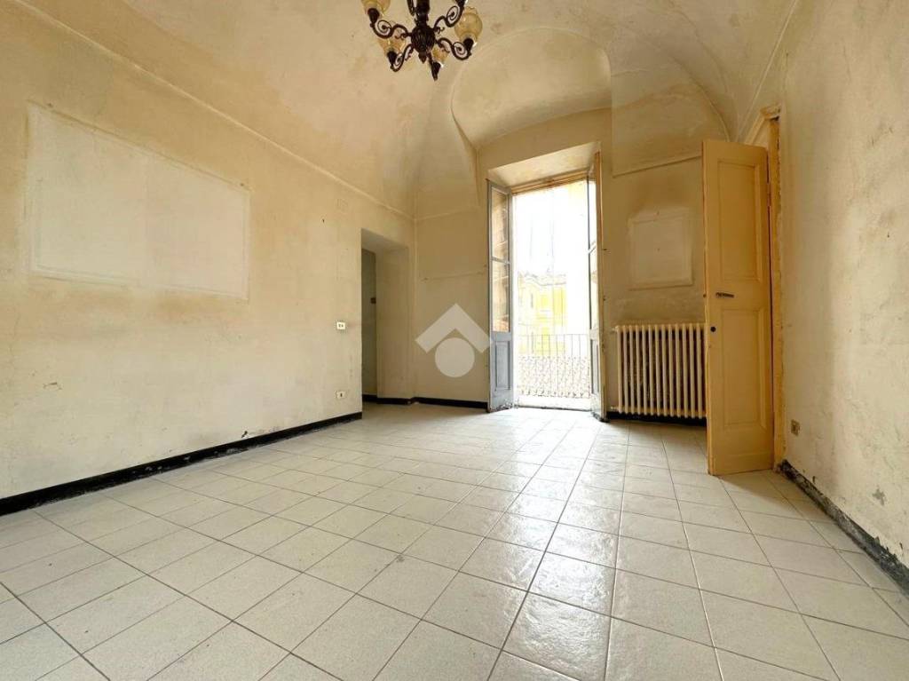 appartamento in vendita a Tortona in zona Centro Storico