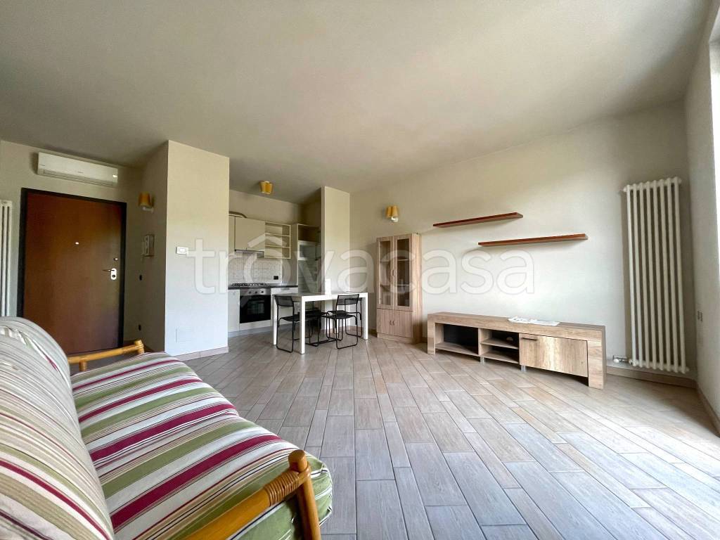 appartamento in vendita a Tortona in zona Vho