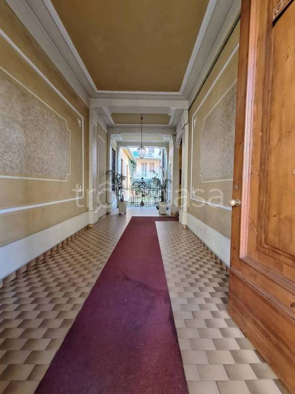 appartamento in vendita a Tortona in zona Centro Storico