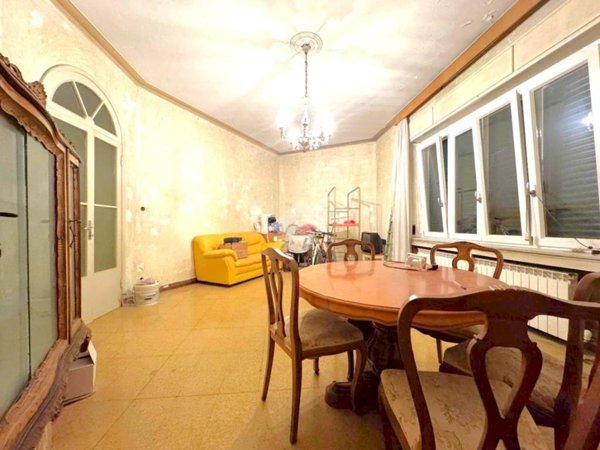 appartamento in vendita a Tortona in zona Centro Storico