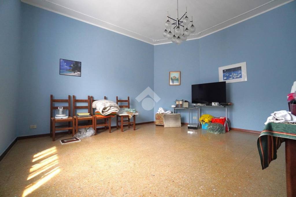 appartamento in vendita a Tortona in zona Centro Storico