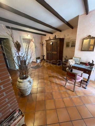 appartamento in vendita a Tortona in zona Centro Storico
