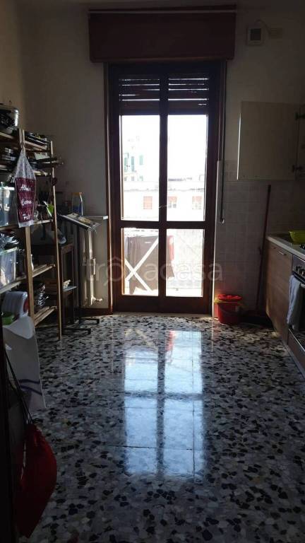 appartamento in vendita a Tortona in zona Centro Storico