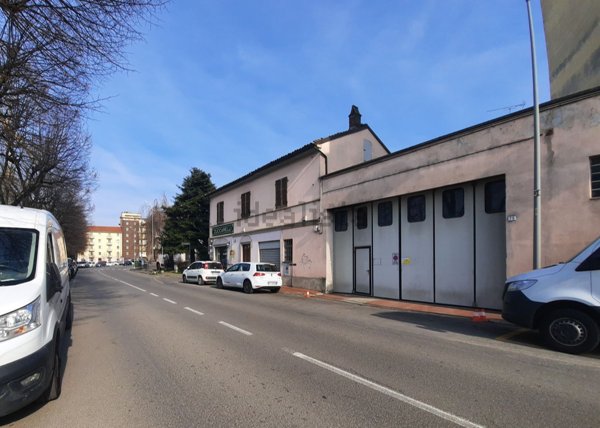 ufficio in vendita a Tortona