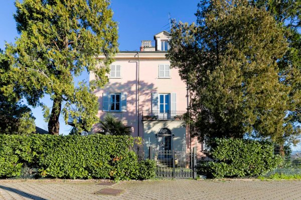 appartamento in vendita a Tortona in zona Oasi