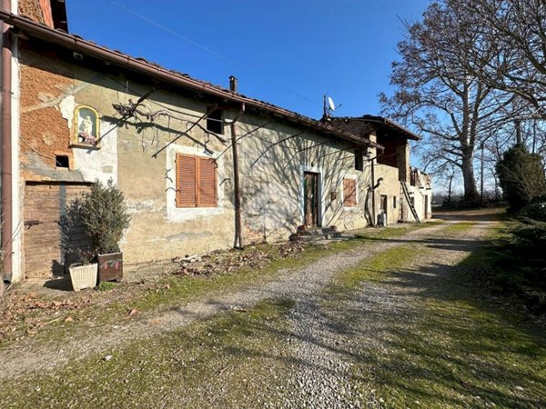 casa semindipendente in vendita a Tortona