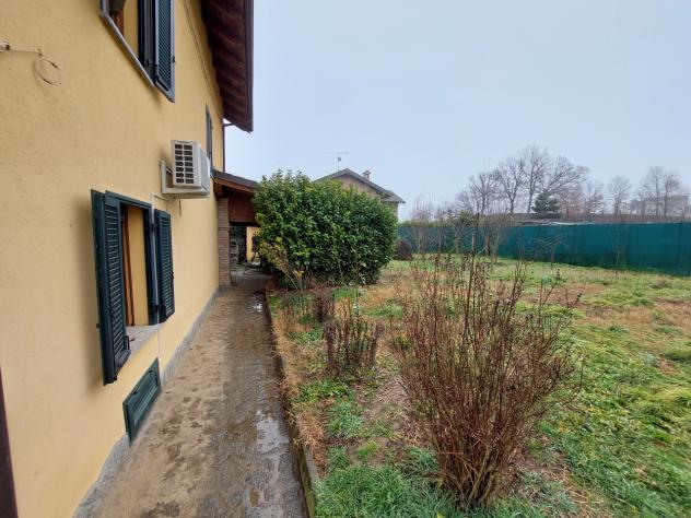 casa indipendente in vendita a Tortona in zona Oasi