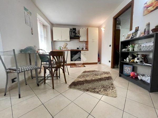 appartamento in vendita a Tortona in zona Centro Storico