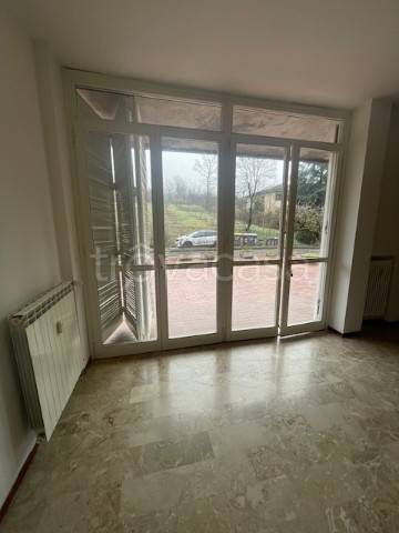 appartamento in vendita a Tortona in zona Città Giardino