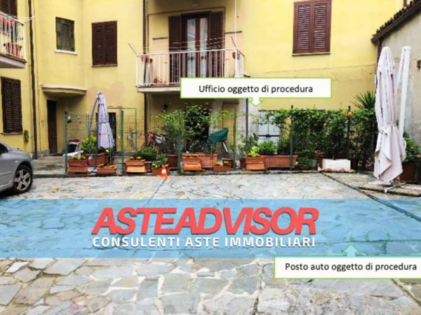 ufficio in vendita a Tortona in zona Centro Storico