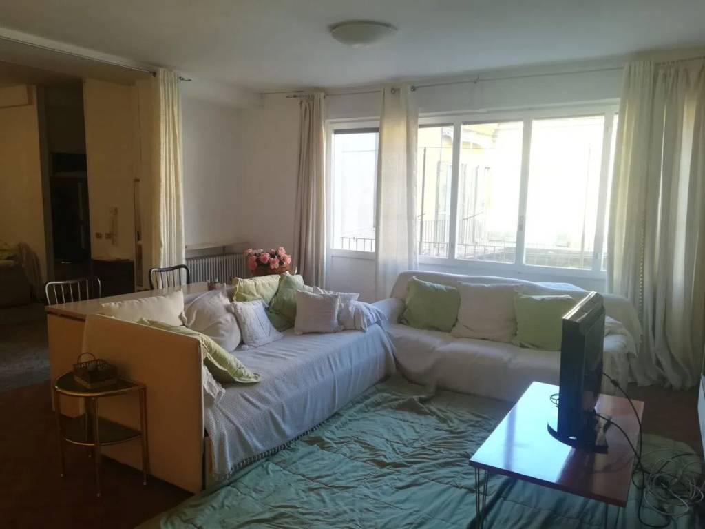 appartamento in vendita a Tortona