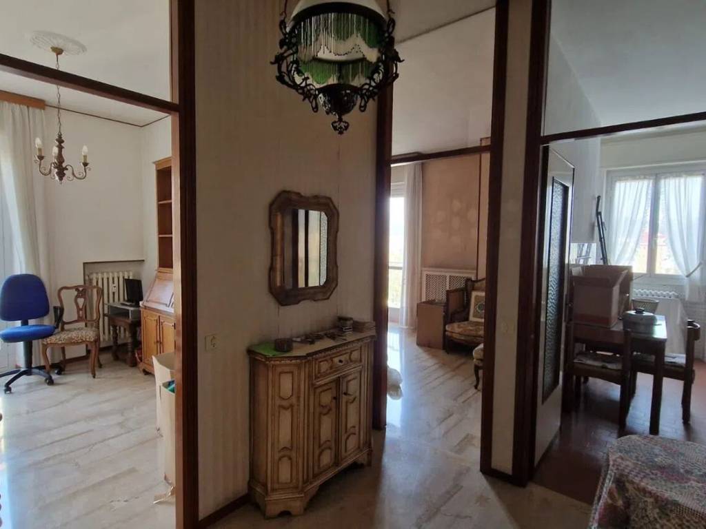 appartamento in vendita a Tortona in zona San Bernardino