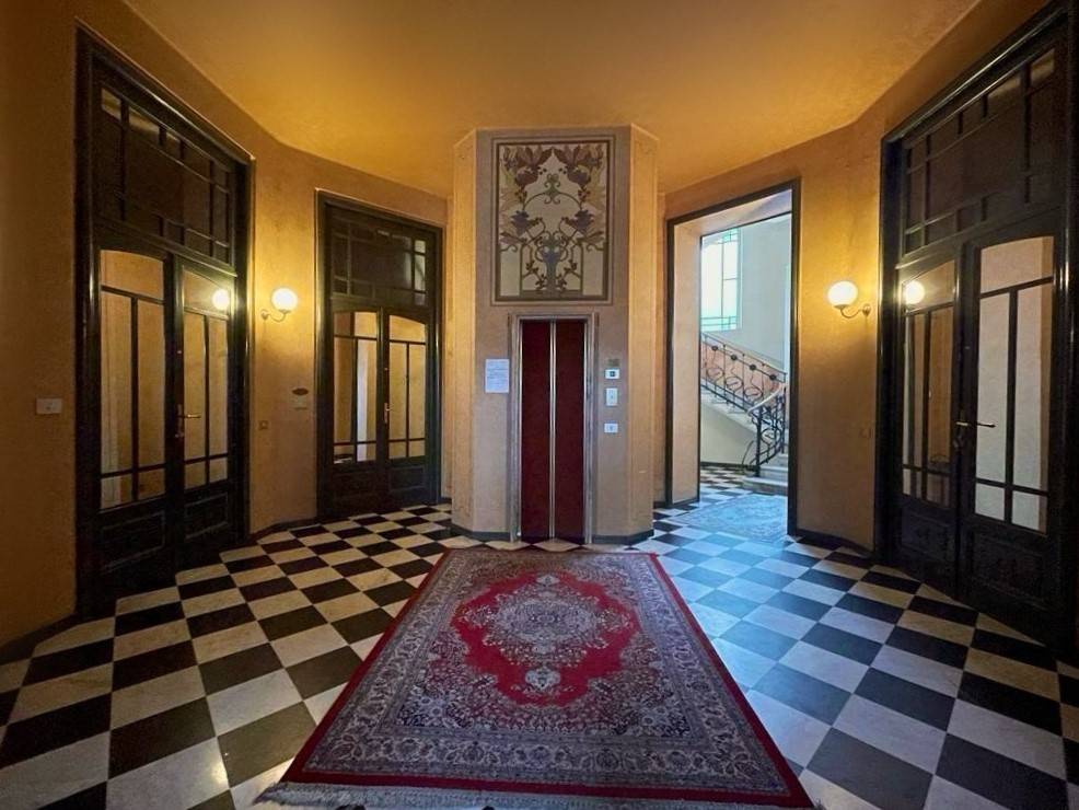 appartamento in vendita a Tortona in zona Centro Storico