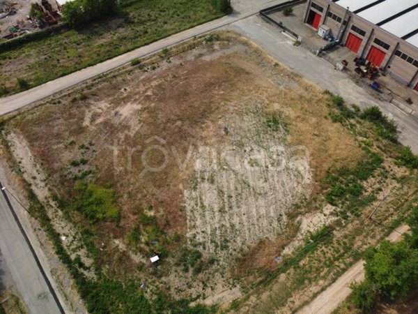 terreno edificabile in vendita a Tortona