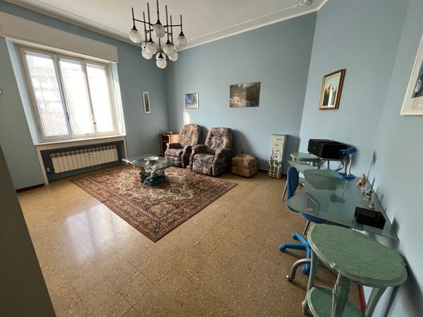 appartamento in vendita a Tortona in zona Centro Storico