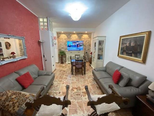 appartamento in vendita a Tortona in zona San Bernardino