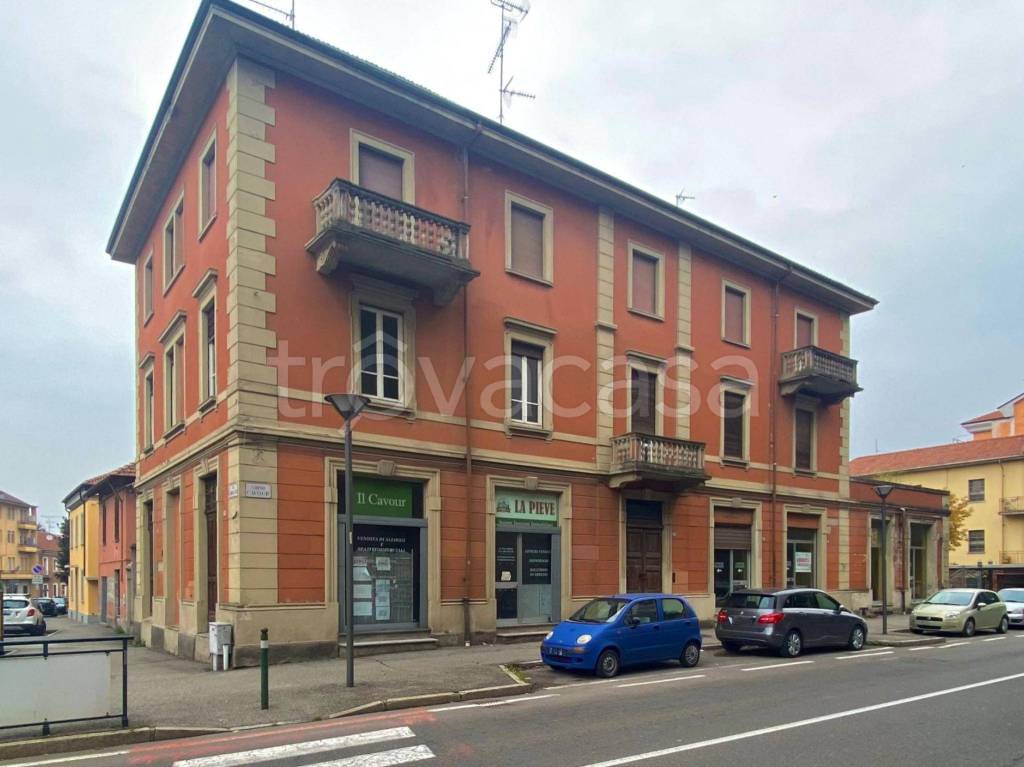 appartamento in vendita a Tortona in zona Centro Storico