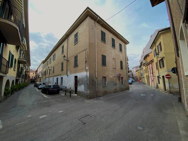 appartamento in vendita a Tortona