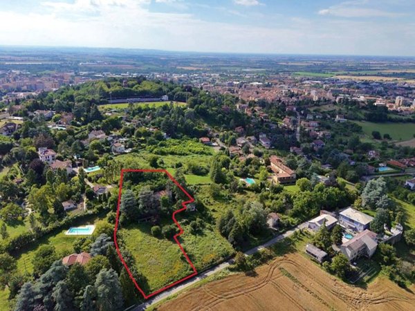terreno agricolo in vendita a Tortona in zona Castello