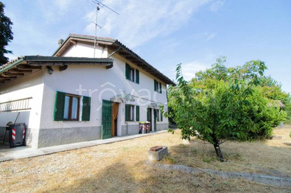 casa indipendente in vendita a Tortona in zona Rivalta Scrivia