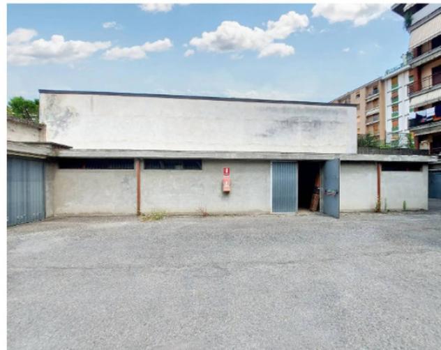 pentavano in vendita a Tortona in zona Centro Storico