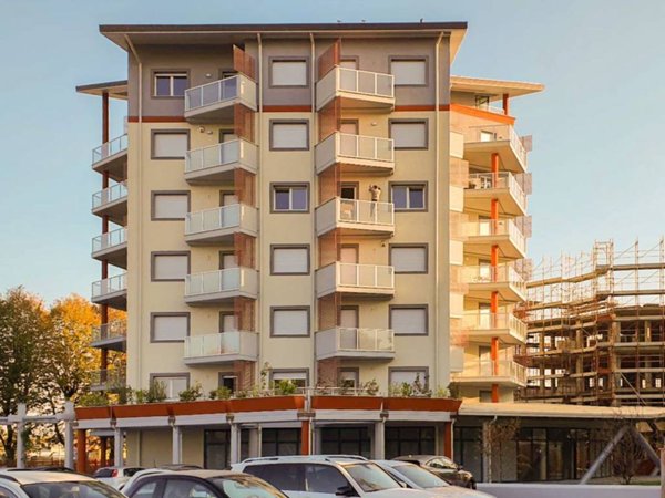appartamento in vendita a Tortona in zona Oasi