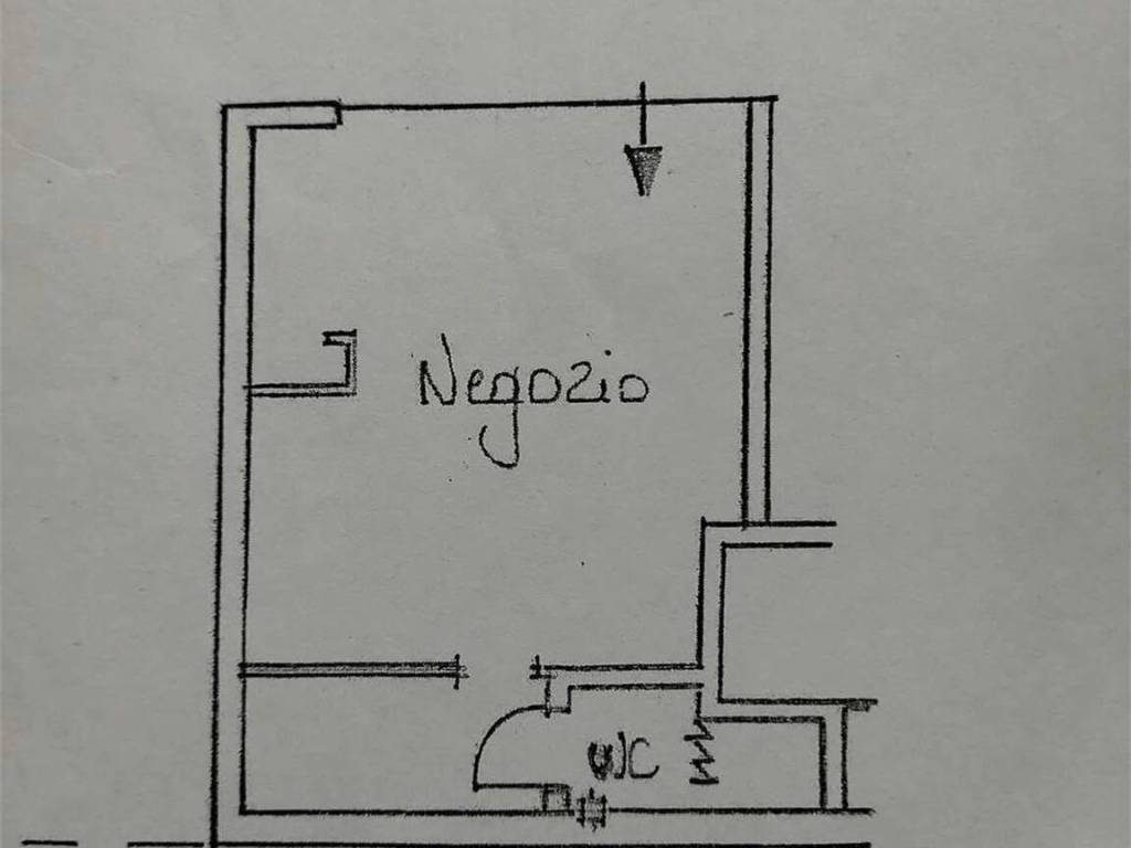 negozio in vendita a Tortona