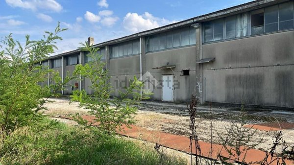 intera palazzina in vendita a Tortona