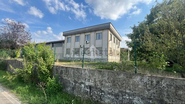 intera palazzina in vendita a Tortona