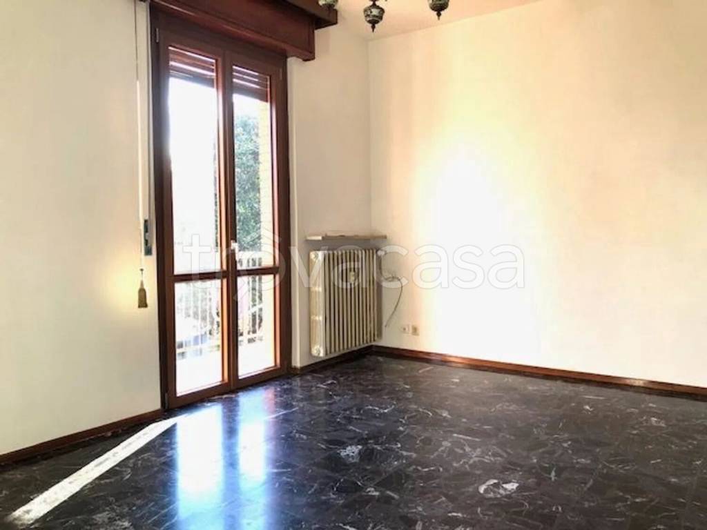appartamento in vendita a Tortona in zona Paghisano