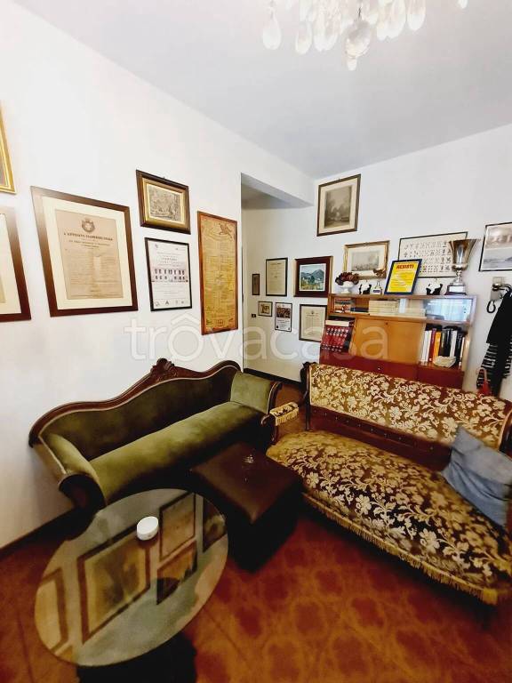 appartamento in vendita a Tortona in zona Centro Storico