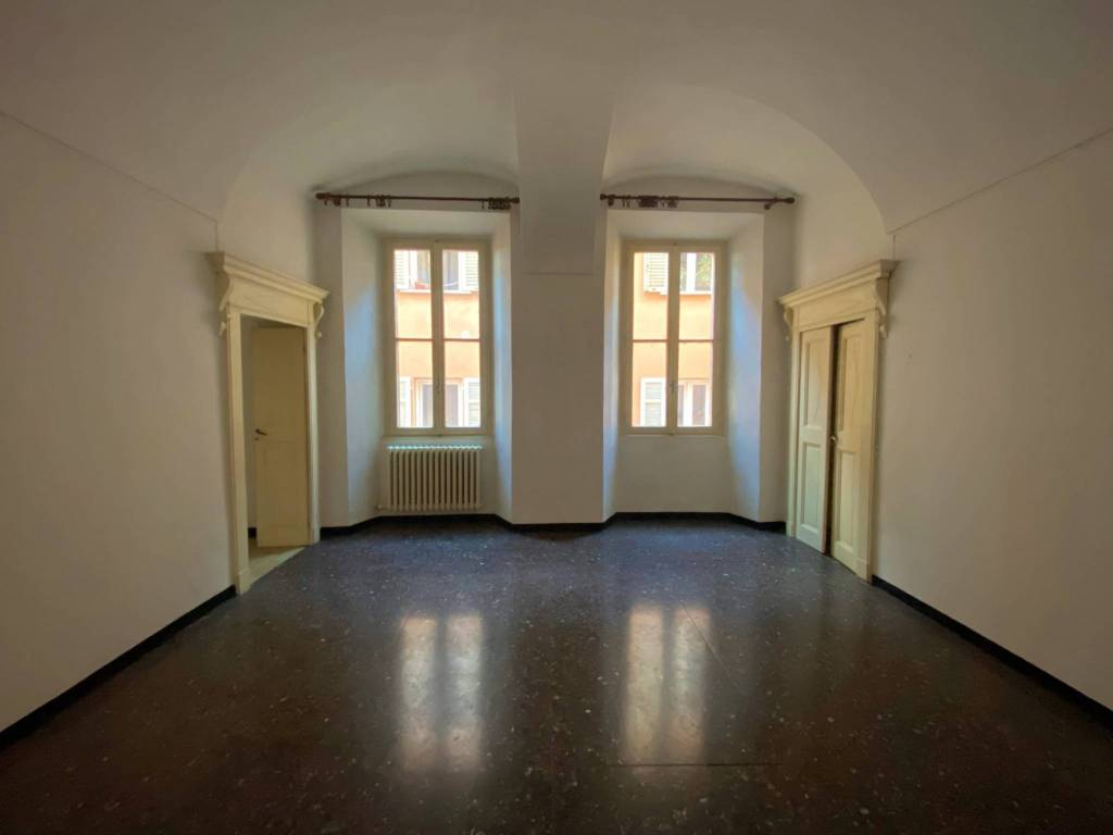 appartamento in vendita a Tortona in zona Centro Storico