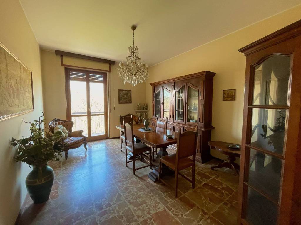 appartamento in vendita a Tortona in zona San Bernardino