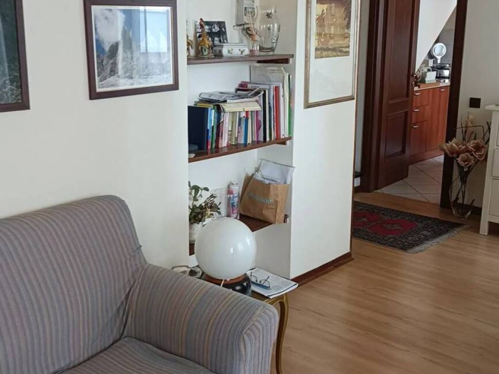 appartamento in vendita a Tortona in zona Centro Storico