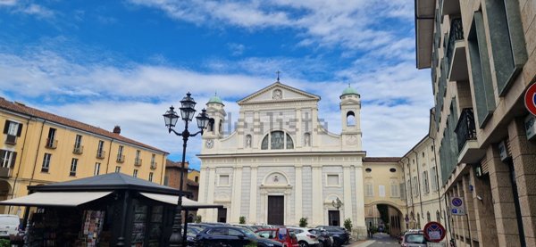 appartamento in vendita a Tortona in zona Centro Storico